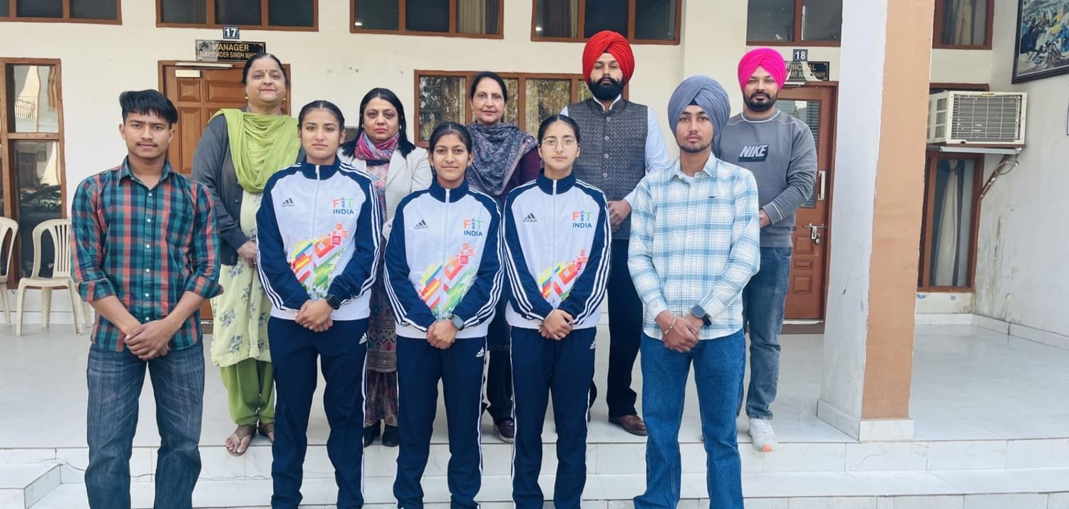 Outstanding performance in All India Inter University Rowing Competitions